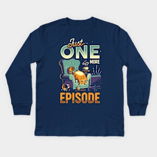 Chonky TV Addict - Couch Potato Cat Kids Long Sleeve T-Shirt